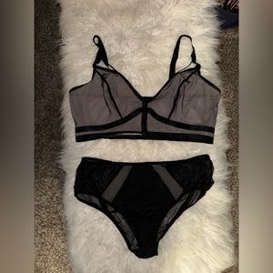Torrid bralette and panty set